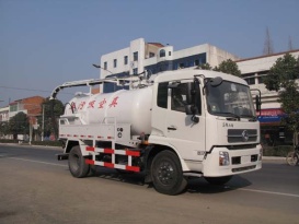 楚胜 SLA5123GXWDFL8 吸污车