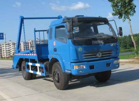 楚飞 东风多利卡（4.7吨） 摆臂式垃圾车