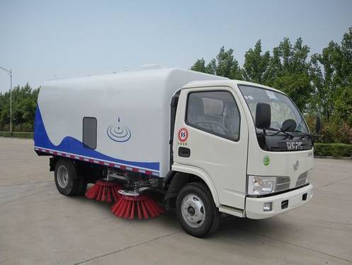 楚胜 CSC5070TSL 东风大金霸扫路车