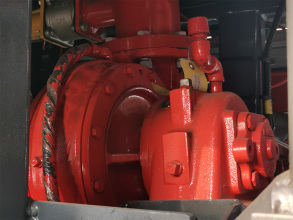 【消防泵】美国希尔CB10100-RSD型消防泵，流量达6000L/min。全功率取力，性能可靠。