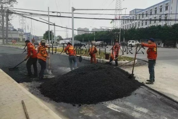 东莞沥青混凝土工程队-雨污分流路面恢复