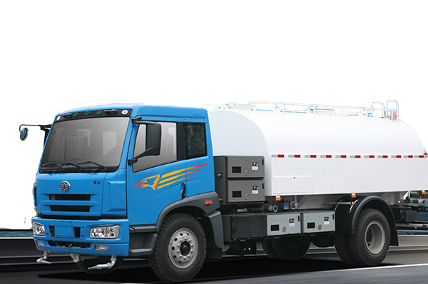 青岛解放 SCZ5168GSSBEV 纯电动洒水车