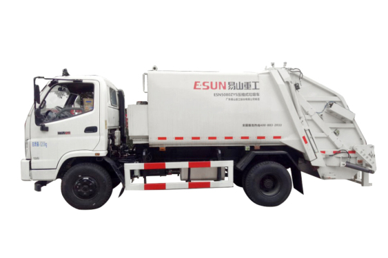 易山重工 ESN5080ZYS 8吨压缩式垃圾车（可出租）